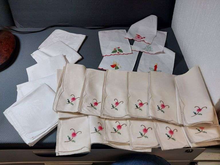 Vintage Napkin Lot – Three Groups