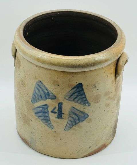 OLD Stoneware Crock with 4-Gallon Capacity and Blue Cobalt Decoration