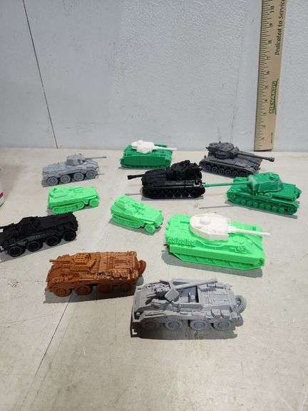 Assorted 3D Printed Plastic Tanks