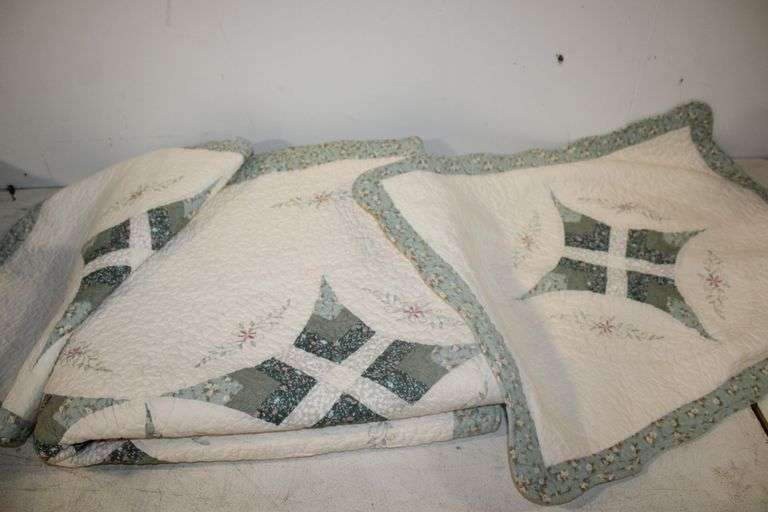 Quilted Bedding Set