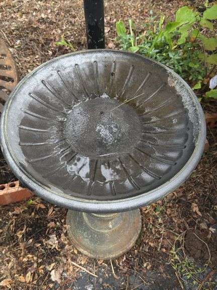 Cast Aluminum Birdbath