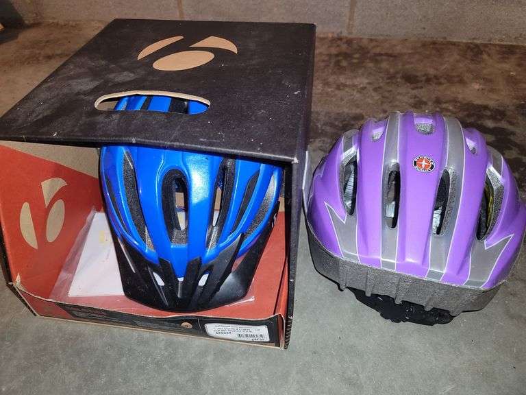 2 kids helmets