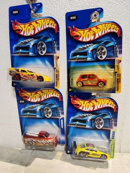 2003 Hot Wheels #96, 98, 114, 211