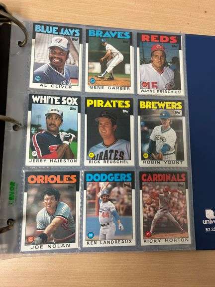 1986 Topps Baseball Card Collection – Full Binder