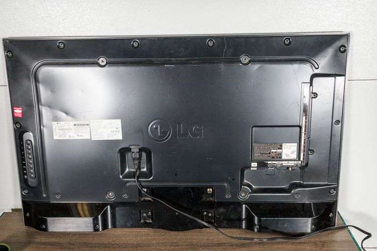 LG 42" Flatscreen TV