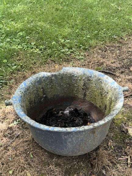 Cast Iron Cauldron