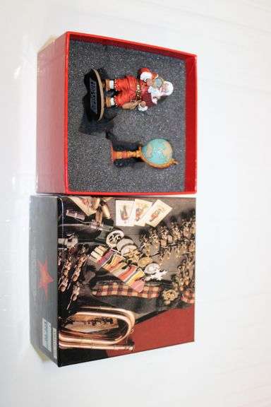 King & Country Santa Claus