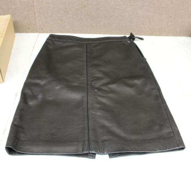 DKNY Black Leather Skirt with Side Zipper, Size 10