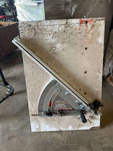 Delta Sliding Miter Jig