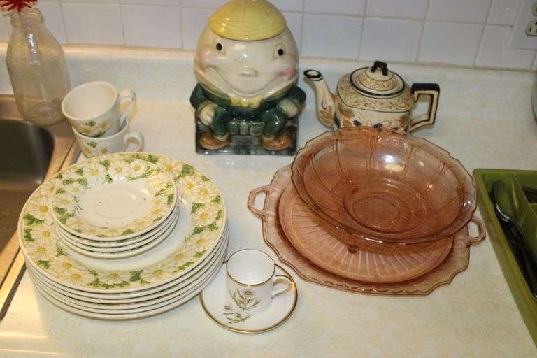 McCoy Humpty Dumpty Cookie Jar & More
