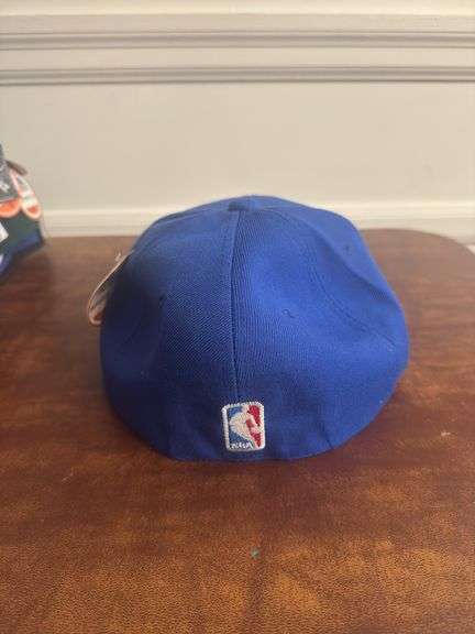 Cleveland Cavaliers SnapBack Size 7 3/8 Blue
