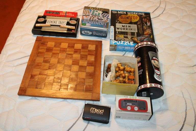 Games And Puzzle Lot