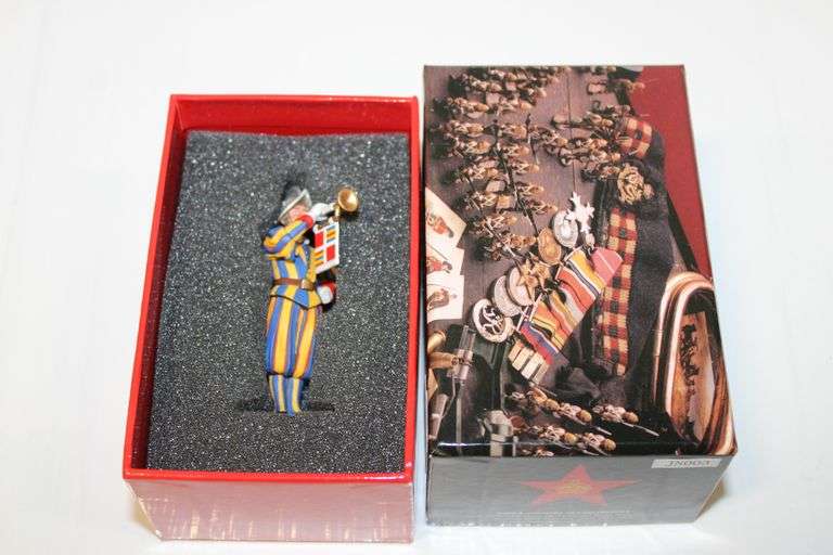 Swiss Guard Figure