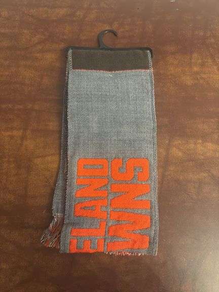 NFL Cleveland Browns Scarf NEW WITH TAGS
