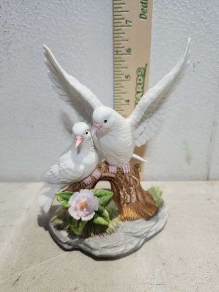 Ceramic Dove Figure 6.25" Tall