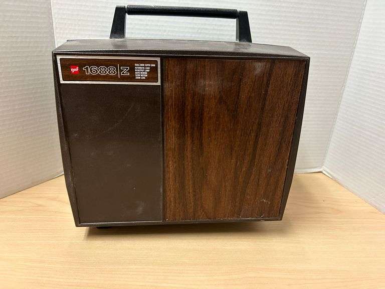 Vintage GAF 1688Z Super 8mm Movie Projector (Untested)