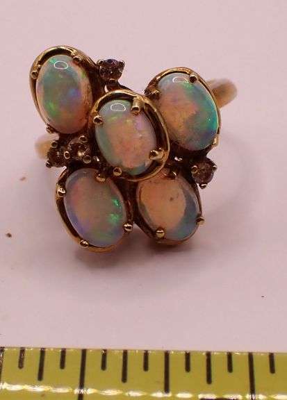 14k GOLD Ring with five stunning Fire Opals & four small Diamonds 5.94g