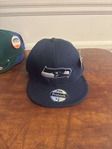Eagles SnapBack Size 7 1/8 Blue