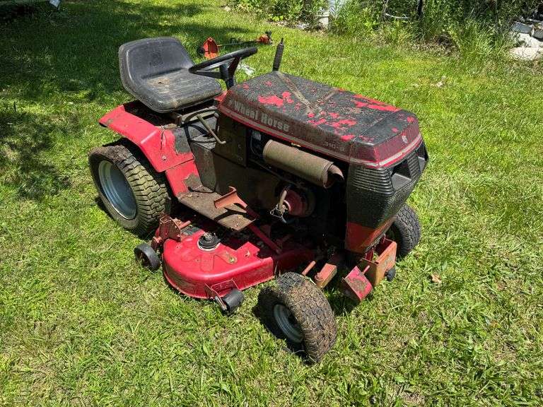 Wheel Horse Tractor