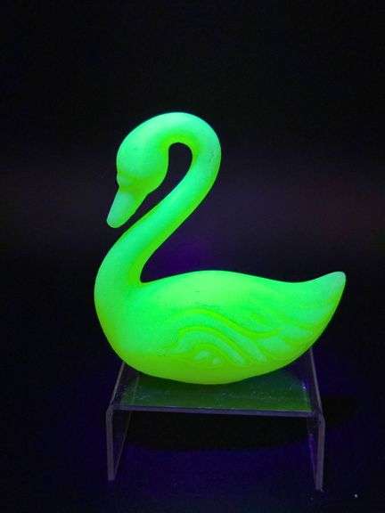 Uranium Glass Swan Figurine with Fluorescent Glow