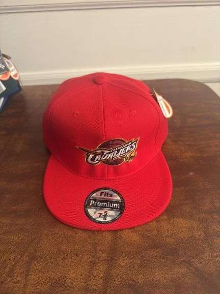 Cleveland Cavaliers SnapBack Size 7 5/8 Red