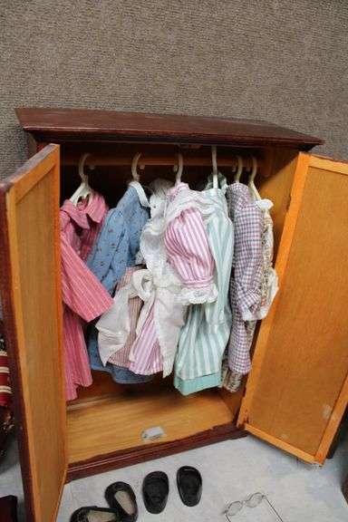Doll Furniture, Clothing, and Accessories