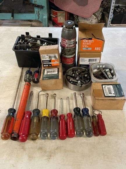 Screwdrivers & Fasteners
