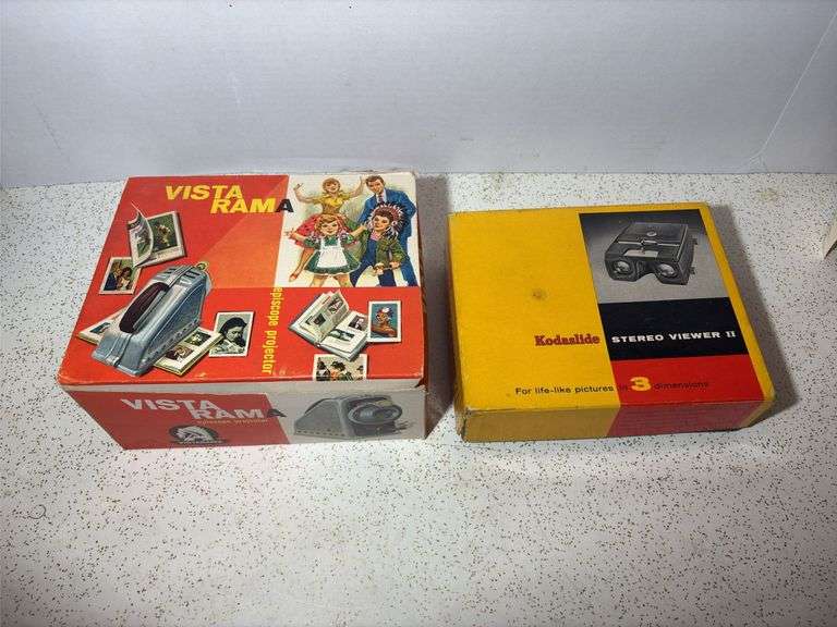 Vista Rama Kodak Stereo Viewer II and a Vista Rama - Auction Ohio