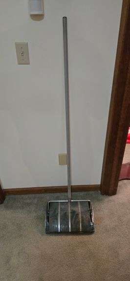Vintage vacuum sweeper