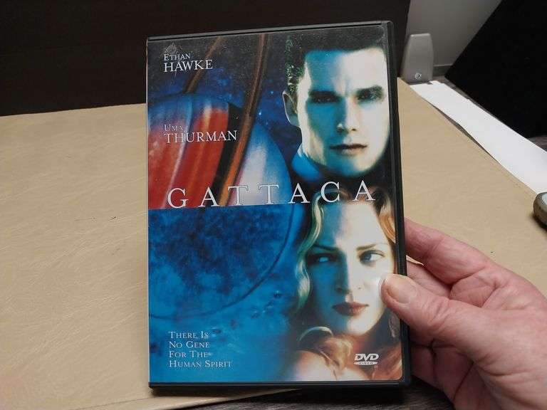 Gattaca DVD – Sci-Fi Thriller with Ethan Hawke & Uma Thurman