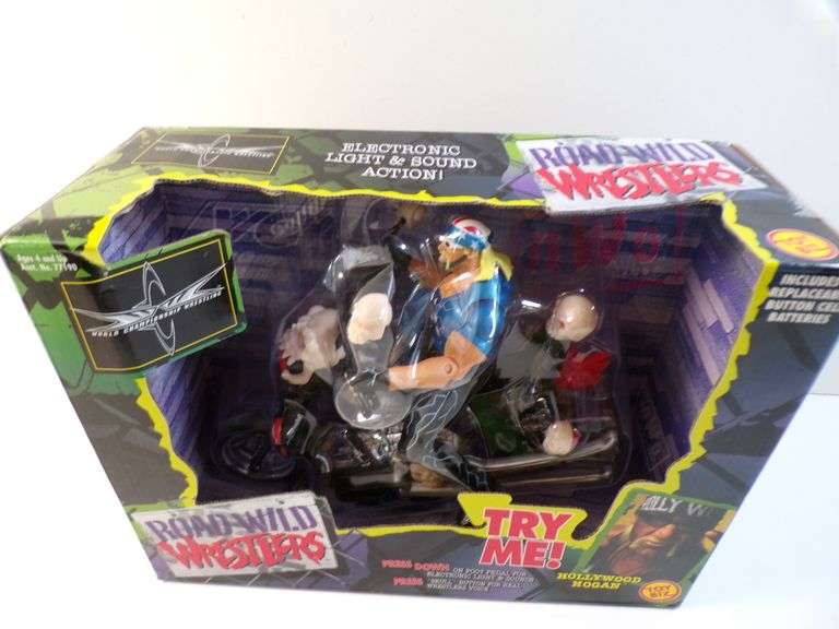 New in Box Hollywood Hogan Wrestling Action Figure