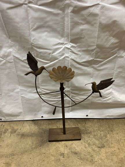 Metal Garden Spinner with Hummingbirds and Flower
