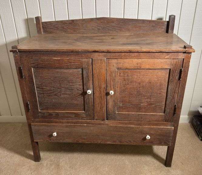 Vintage Wooden Cabinet