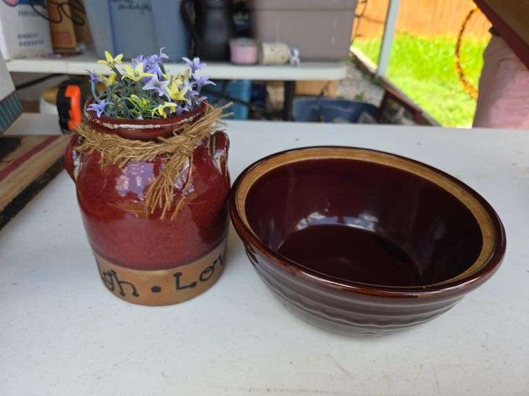 Brown Pottery bowl and jar