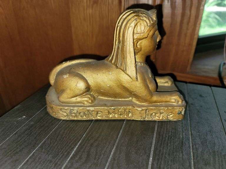 Variety of vintage items