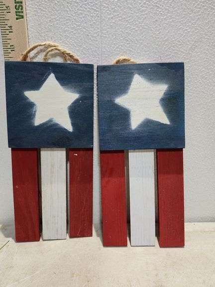 2 Wood Americana Decor 11''X 5''