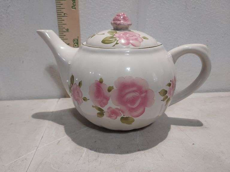 Gibson Teapot