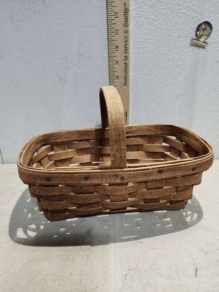 Believed To Be Unmarked Longaberger Basket 6.5''X10''X6.5''