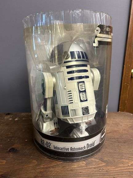Star Wars RD-D2 Interactive Astromech Droid - Auction Ohio