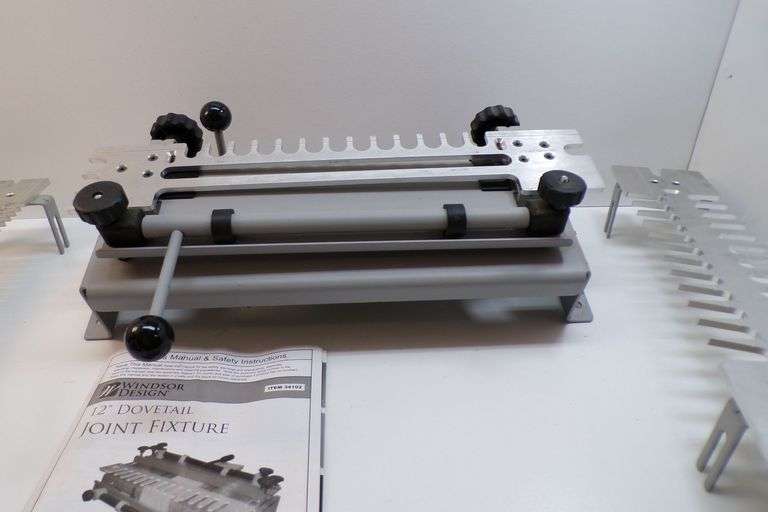 Windsor Design 12" Dovetail Joint Fixture.