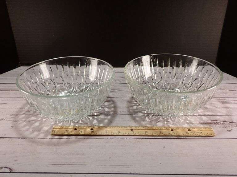 2pc Crystal Pasari Indonesia Pretzel Serving Bowls 8" Clear Pressed Glass