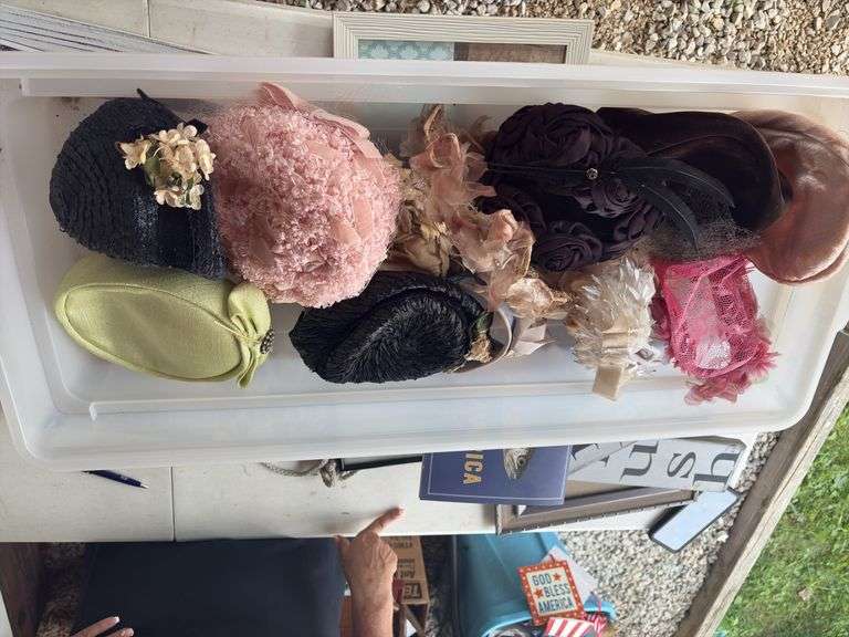 tote of vintage hats