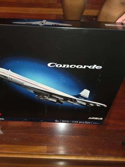 LEGO Icons Airbus Concorde 2023 Model 10318 Airplane 2083