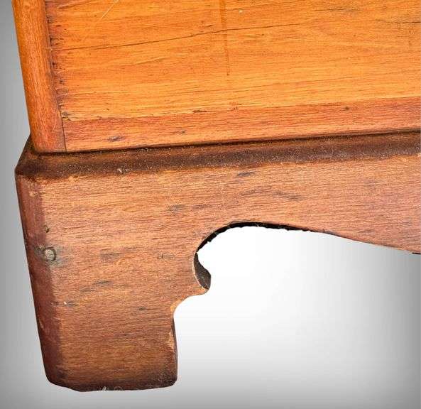 1800’s Five-Drawer Wooden Buffet/Dresser with Keyholes and Scalloped Apron