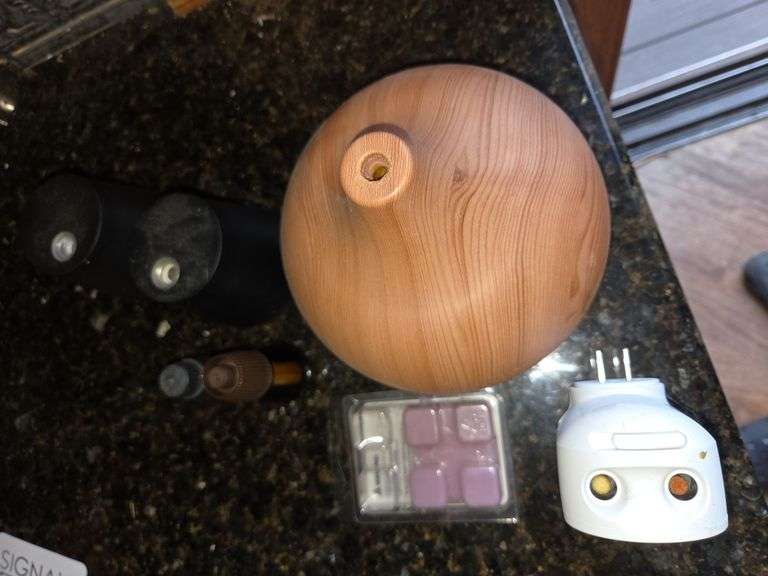 air freshener/ diffuser