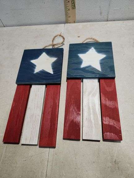 2 Wood Americana Decor 11''X 5''