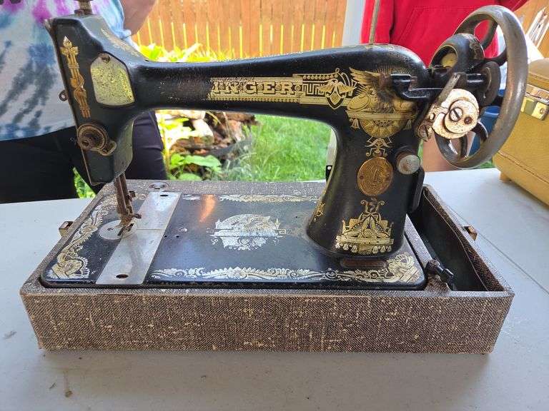 Singer Sewing machine