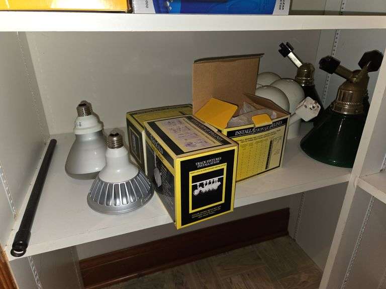 Lights & light fixtures