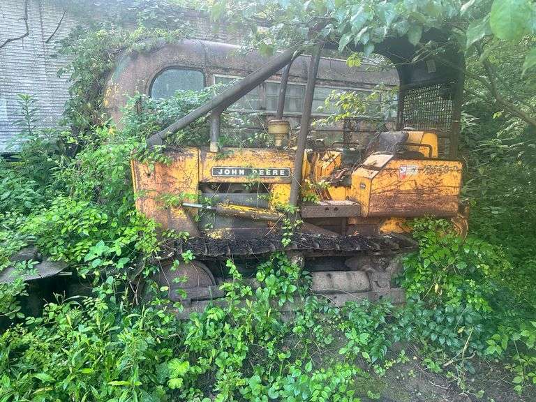 John Deere 350B Crawler Dozer