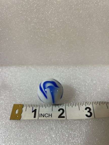 Blue/White Swirl Shooter Marble